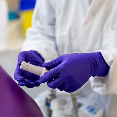 Picture of Sonic Blue Nitrile PF Gloves / Extra Small (200)